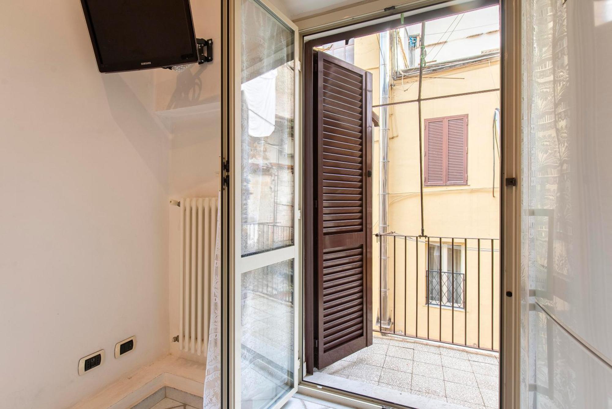 Redseven Apartment Rom